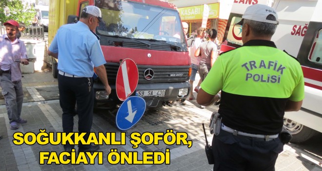 Freni Boşalan Kamyon Az Daha Faciaya Yol Açıyordu