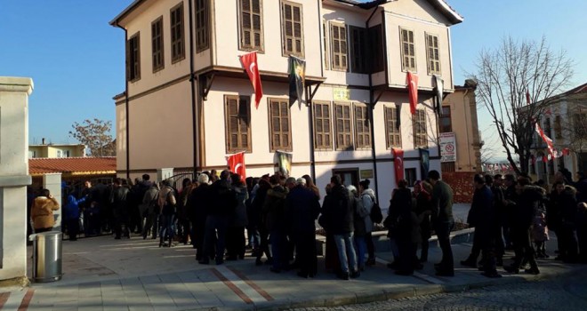 Atatürk Evi’ne Bir Ayda 27 Bin 423 Kişi Ziyaret Etti