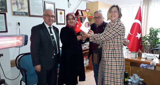 Türk Hava Kurumuna Ziyaretler Sürüyor