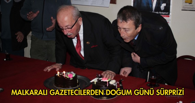 Gazetecilerden Başkan Albayrak Ve Basın Daire Başkanı Ahmet Poyraz'a Yaş Günü Sürprizi