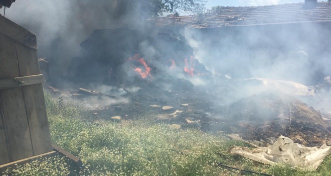 Yaşlı Adamın Evi ve Balyaları Yandı