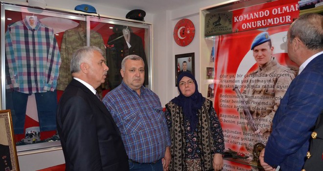 Vali Yıldırım, Şehit Selim Vural’ın Ailesini Ziyaret Etti