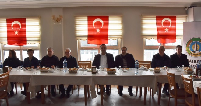 Belediye Başkanı Yurdakul, Muhasebeciler İle Kahvaltıda Bir Araya Geldi