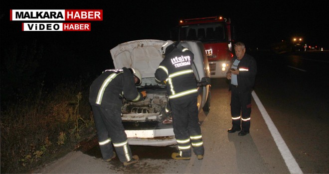 Kazazedeye Yardıma Duran Otomobilden Dumanlar Yükseldi!