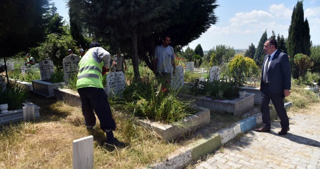 Şehir Mezarlıkları Ramazan Bayramına Hazırlandı