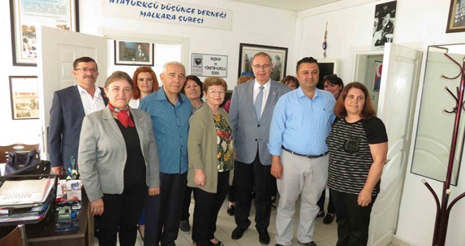 CHP’Lİ ÖZTRAK, AK PARTİ’YE YAĞDI, ESTİ, GÜRLEDİ