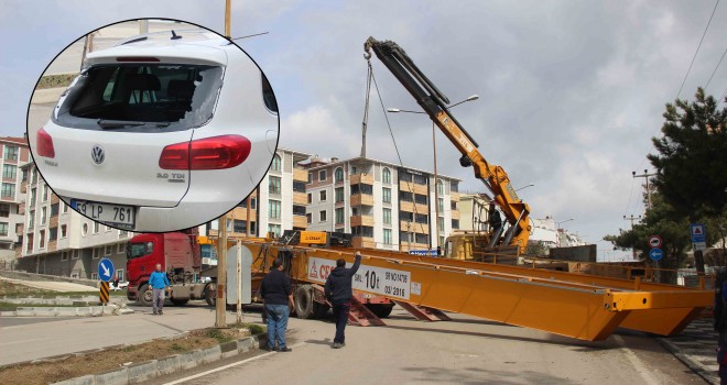 10 Tonluk Vinç Yola Düştü