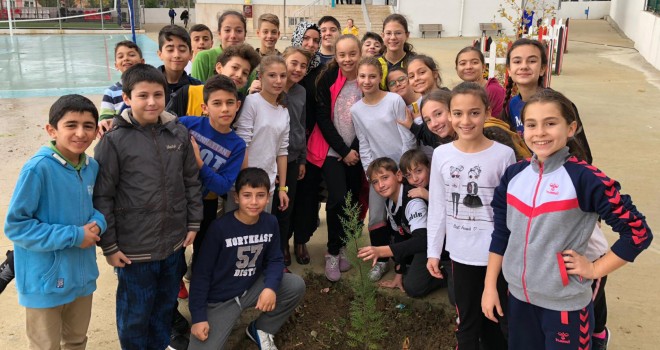 Fidan Dikmenin Mutluluğunu Yaşadılar