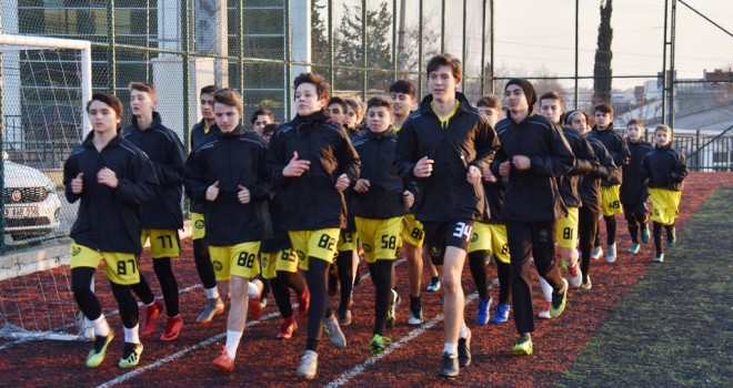 TEKİRDAĞSPOR'A MALZEME DESTEĞİ