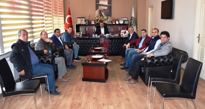 YAĞLI TOHUMLAR TARIM SATIŞ KOOPERATİFİ BAŞKANLARINDAN BELEDİYE BAŞKANI ULAŞ YURDAKUL'A ZİYARET