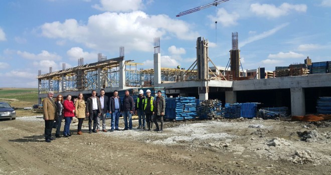 Belediye Başkani Ulaş Yurdakul Et Kombina Tesisi'nin İnşaat Çalışmalarnı İnceledi