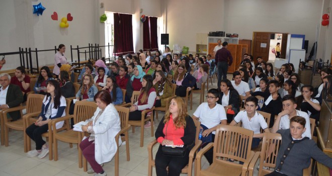 Toplum Sağlığından Öğrencilere Seminer