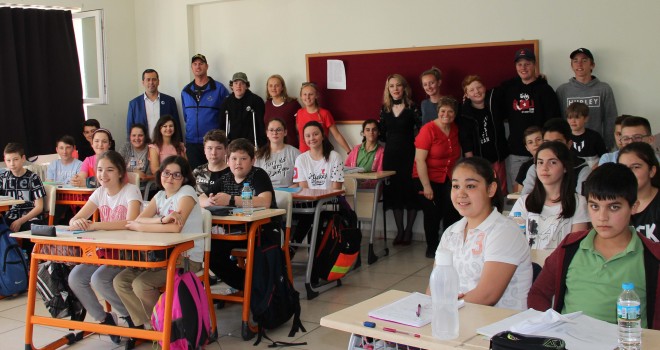 Avusturalyalı Öğrenciler Malkarayı Ziyaret Etti