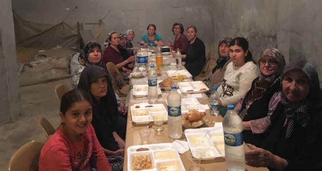 Kent Konseyi Kadın Meclisi’nden Mahallelere İftar