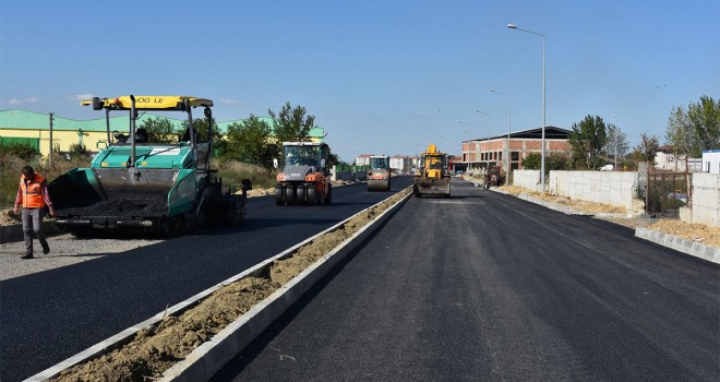 Hayrabolu Sanayi Çarşısı Yolunda Asfalt Çalışmaları Tamamlandı