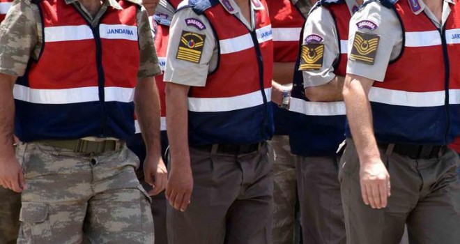 Askerlikte bir devir bitiyor! Askere gidenler jandarma olamayacak!