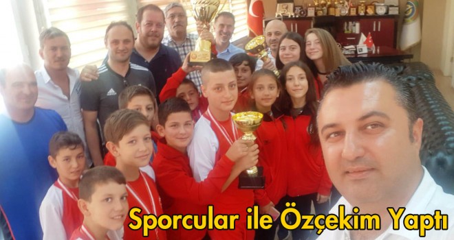 Kadın Hentbol Takımı ve Güreş Takımı Sporcuları Başkan Yurdakul’a Ziyarette Bulundular